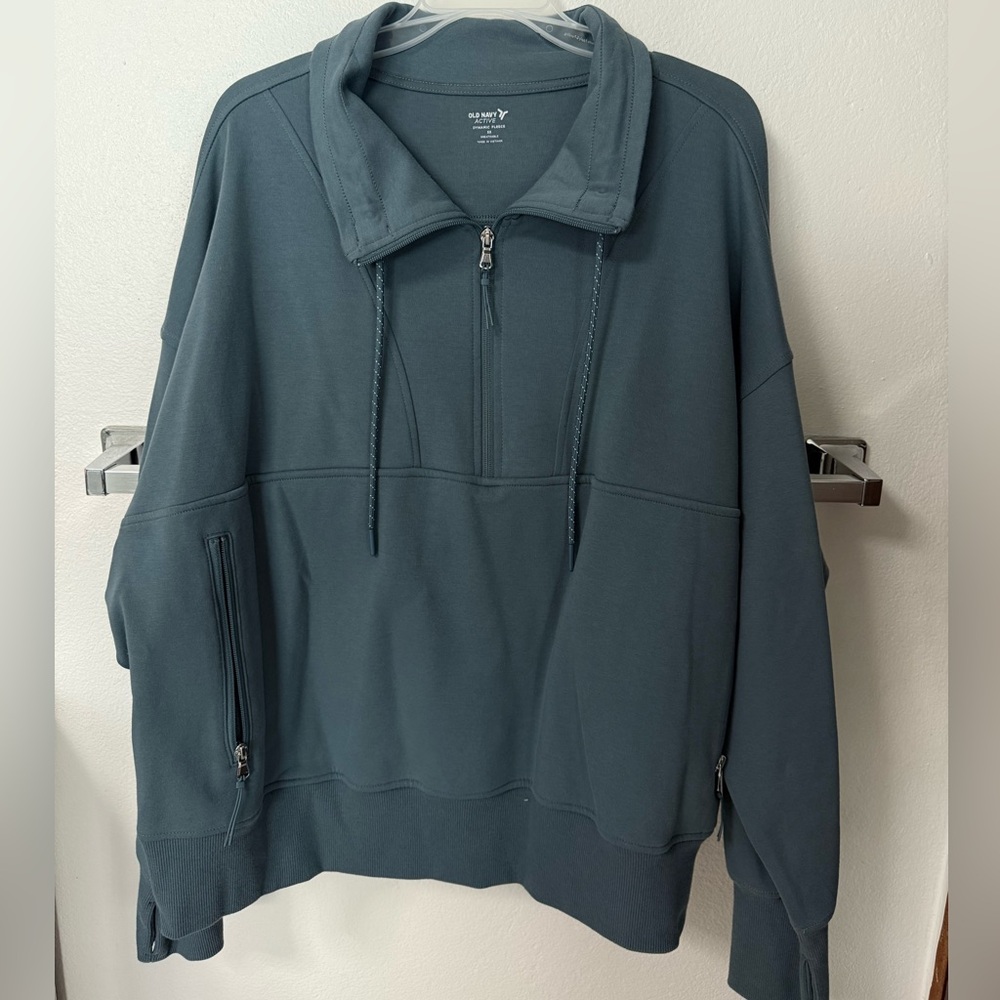 Old Navy Dynamic Fleece Pullover New